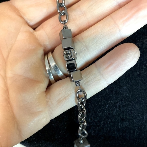 LIA Sophia Pewter cube necklace - Picture 3 of 3